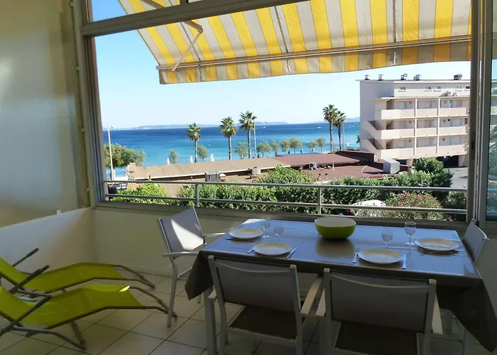 T2 Au Lavandou Avec Parking Et Terrasse Vue - Fr-1-308-197 Apartment