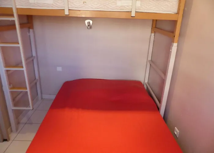 T2 Au Lavandou Avec Parking Et Terrasse Vue - Fr-1-308-197 Apartment